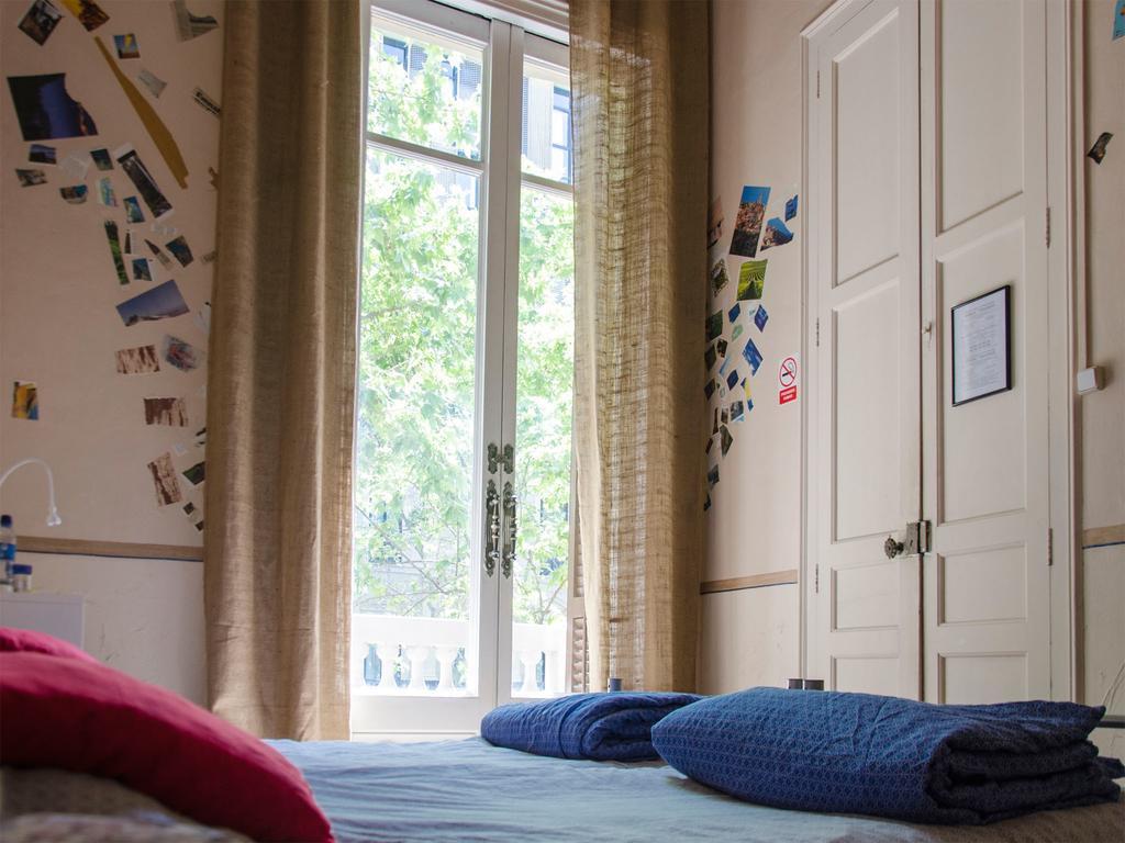 Bed & Art Barcelona Vandrarhem Rum bild