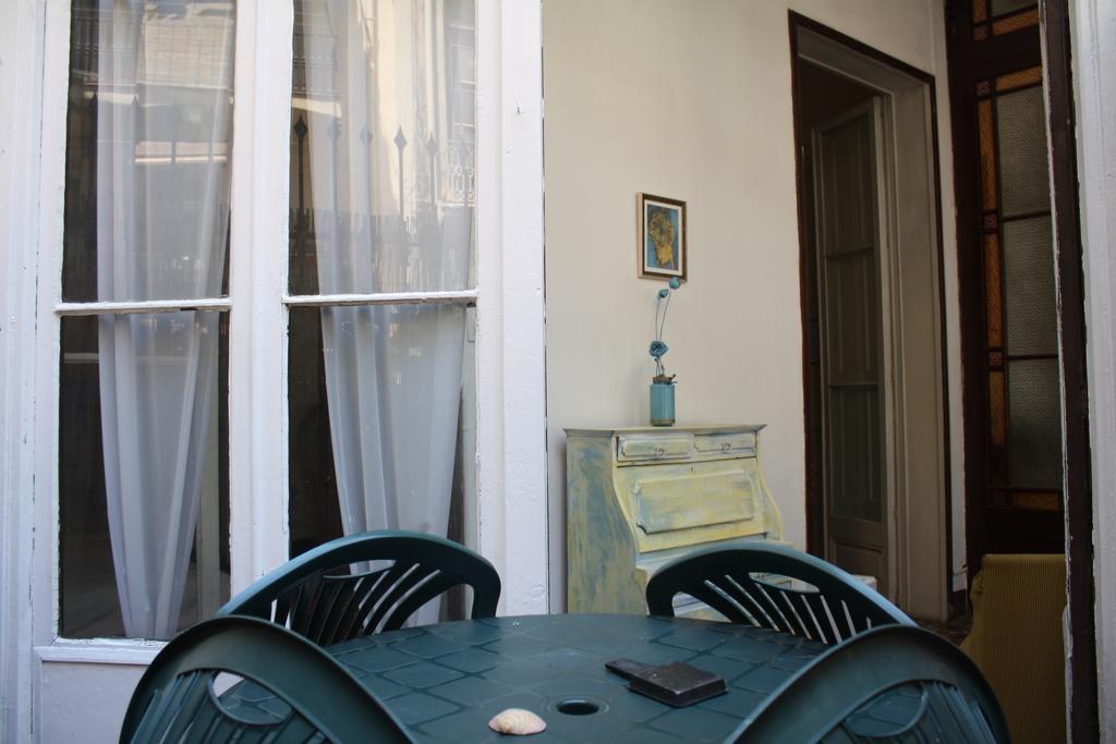 Bed & Art Barcelona Vandrarhem Rum bild